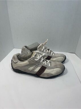 Perry Ellis Men's Light Gray Sneakers with Brown Stripe